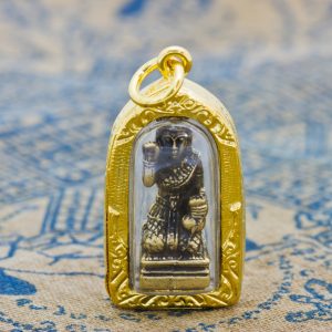 泰國佛牌 阿贊公 鬼后 超強 親簽版 重磅 三期 鬼后三期 2562出廟 💋現貨在台💋入油版